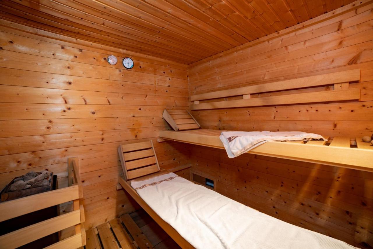 Sunny Hill Apartment Vremski Britof ภายนอก รูปภาพ